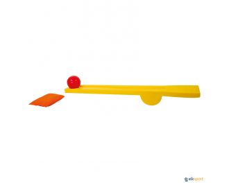 Lanzador de saquitos y pelota 