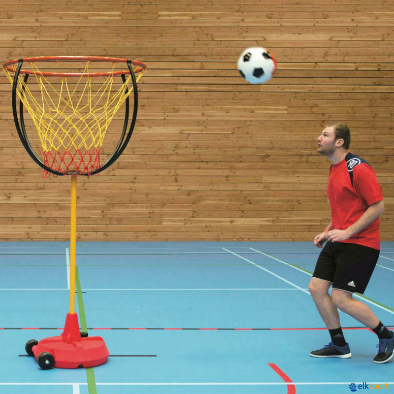 Canasta de baloncesto para niños 4 en 1 Poste de baloncesto ajustable en  altura con portería de fútbol y aro de tiro de golf
